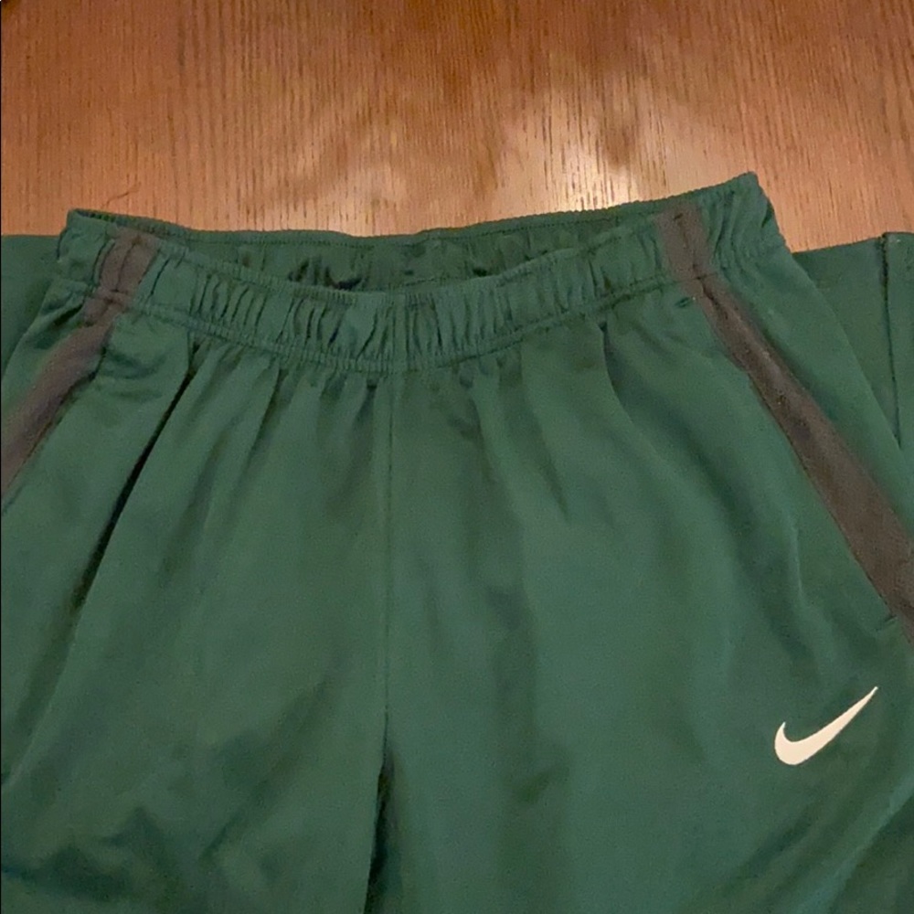 Nike Women’s Green Sweatpants